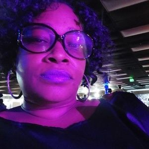 Meet your Posher, Monice